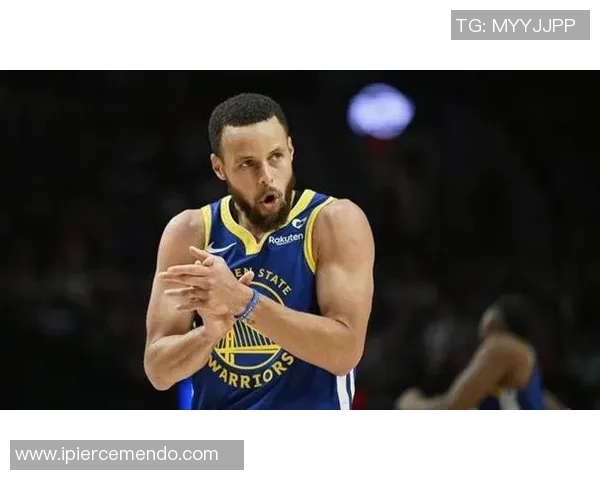 库里与足球明星的首次见面引发球迷热议和期待