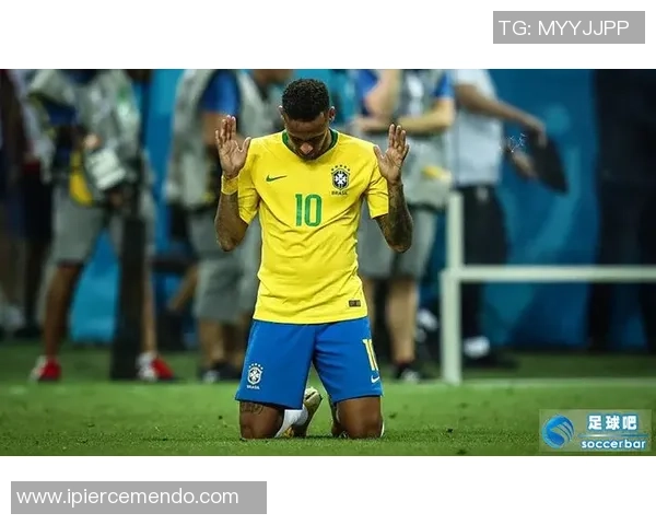 手机屏幕破裂的足球明星如何在逆境中重拾辉煌与激情 手机屏幕破裂的足球明星如何在逆境中重拾辉煌与激情