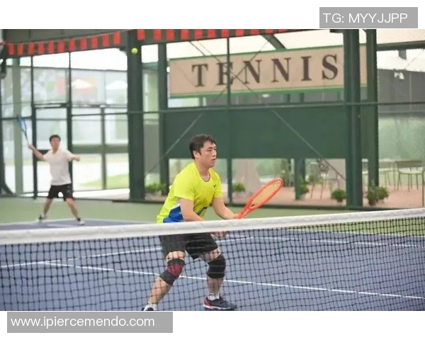 杭州网球队状态揭秘：网球巨献背后的故事与挑战