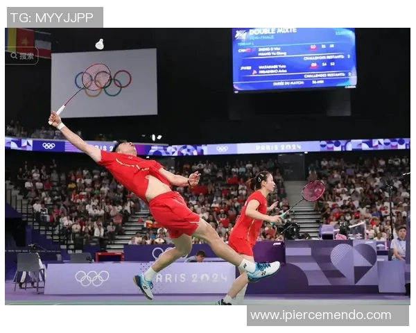 武汉羽毛球队与重庆羽毛球队赛后复盘团队协作的精彩瞬间与经验分享